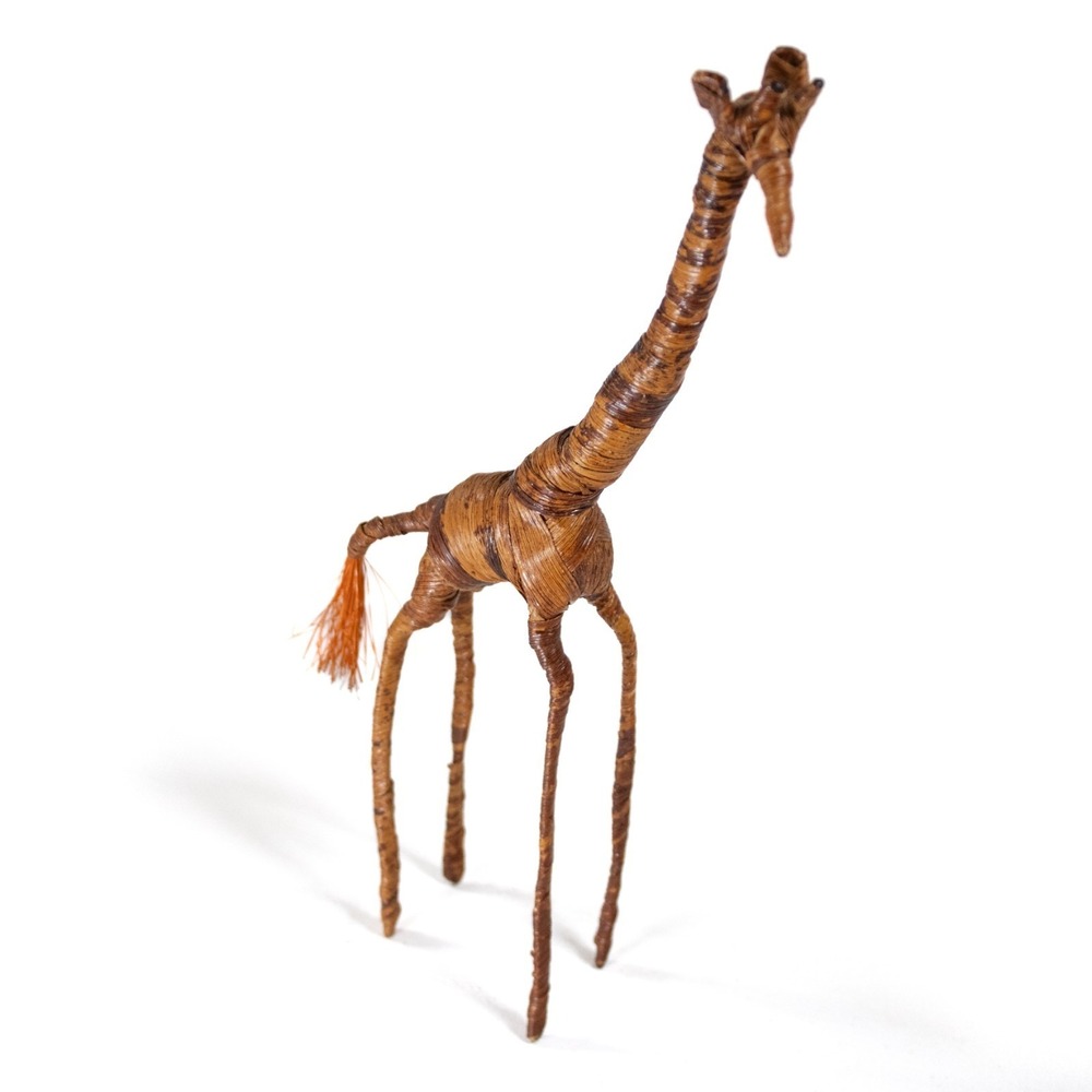 Handmade African Woven Raffia Giraffe Figurine – Folk Art Straw Animal Sculpture